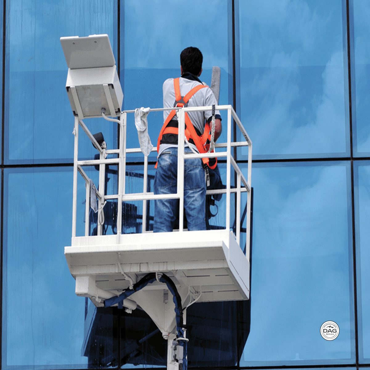 Glas und Fassadenreinigung